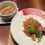 Gion Duck Noodles - 鴨つけ麺 ベリーソース