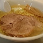 らーめん龍の涙 - 白正油らーめん接写