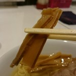 らーめん龍の涙 - メンマもやさしい味付け