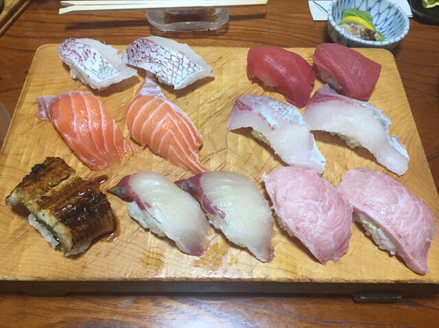 びっくり寿司 志都美 寿司 食べログ