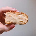 廣川菓子製作所 - プラリネ入のカスタードがぎゅっと！