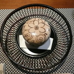 先付け　器がとっても素敵です。