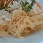 横浜家系ラーメン みさきや - 麺