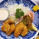 Ｄｉｎｉｎｇ 花 - ◆「天然岩牡蠣のフライ定食」