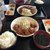 ちゅんちゅん食堂 - 料理写真:手前:鶏のオーロラソースがけ定食、奥:からあげ定食