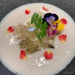 kitchen俊貴 - 桃の冷製スープ