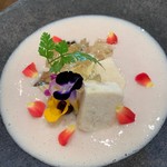 kitchen俊貴 - 桃の冷製スープ