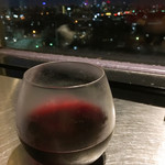 ダルジャン ノア - 赤ワイン　少し冷えすぎかな？　夜景が綺麗です☆彡