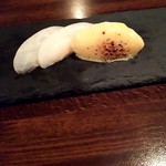 ウォータークラブ - ホワイトチョコレートのムースと桃のコンポート