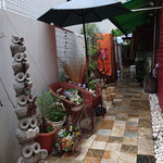 ビストロ・ド・ヨシモト - 入り口エントランス