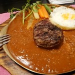 Angus House - 料理写真:1907_Angus House Plaza Senayan_Hanburg 150g@290,000Rp(ハンバーグコース)_ハンバーグ！ジューシーと言うよりは肉の食感を楽しむ少し肉肉し過ぎる。。。