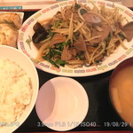 謝謝ラーメン - ニラレバ定食（ごはん少な目）