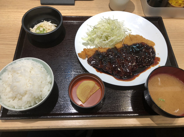 双葉 名駅エスカ地下街店 名古屋 とんかつ 食べログ