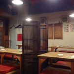 貘 - 店内の様子