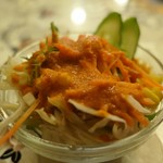 Indo Kare Nari Masu Kicchin - （2019/6月）ランチAのサラダ