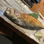 Robatayaki To Nihonshu To Takuranke - 鯖焼き