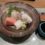 日本料理 とくを - 向付は鯛・中トロ・しまあじ・剣先・韓国鱧