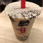 Gong cha - マンゴーミルクティー、パールとグラスジェリー