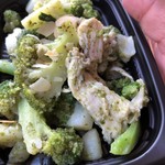 鶏とブロッコリーのマリネサラダ