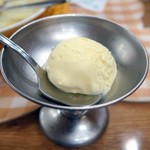 カリーハウス コロンボ - アイスクリーム（サービス）