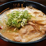 うま屋ラーメン - チャーシュー麺