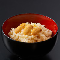炊き込み生うに入りうに御飯（香物・小吸付）
