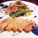 アシェット・ド・マコ - 朝引きハーブ鶏のソテー