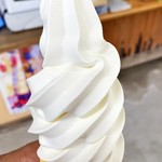 しおのえ ふじかわ牧場 - ソフトクリーム美味350円