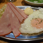 大衆酒場ナツメロ - ハムエッグ