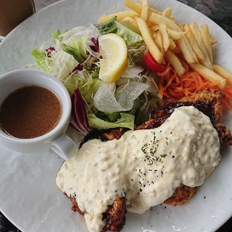 ドンクエディテ 吹田グリーンプレイス店 Donq Editer 吹田 ｊｒ カフェ 食べログ