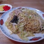 まんしゅう屋 - 野菜たっぷり塩やきそば