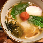 手打うどん あかう - 料理写真:梅しそみぞれのうどん 950円