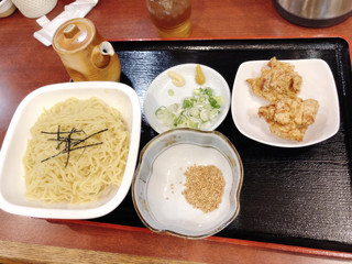 Chuukashokudoumisen - B中華つけ麺セット 950円
                        写真+ミニ炒飯