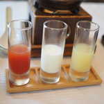十勝川温泉 三余庵 - おめざのジュース・牛乳