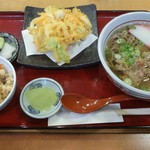 Tenobegotou Udon Tsubakitei - 牛肉そば＆かき揚げ＆味ごはん