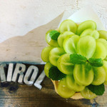 クレープリー チロル - 三枝さんのピュアシャインマスカット¥1800