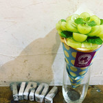 クレープリー チロル - 三枝さんのピュアシャインマスカット¥1800