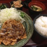 食べ呑み屋 雲雀亭 - 自家製ダレのやき肉+ごはんセット確か税込930円