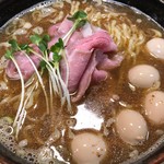 煮干ラーメンとローストビーフ パリ橋 - 煮干しラーメン〈青〉（600円）＋味玉（100円）