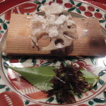 草喰 なかひがし - 2月【焼き物】西京味噌漬け鰆の杉板焼き