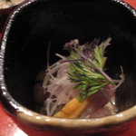 草喰 なかひがし - 2月【造り】鯉の短冊に日野菜おろしとポン酢ジュレ添え