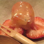 草喰 なかひがし - 2月【水物】苺とグレープフルーツの寒天寄せ