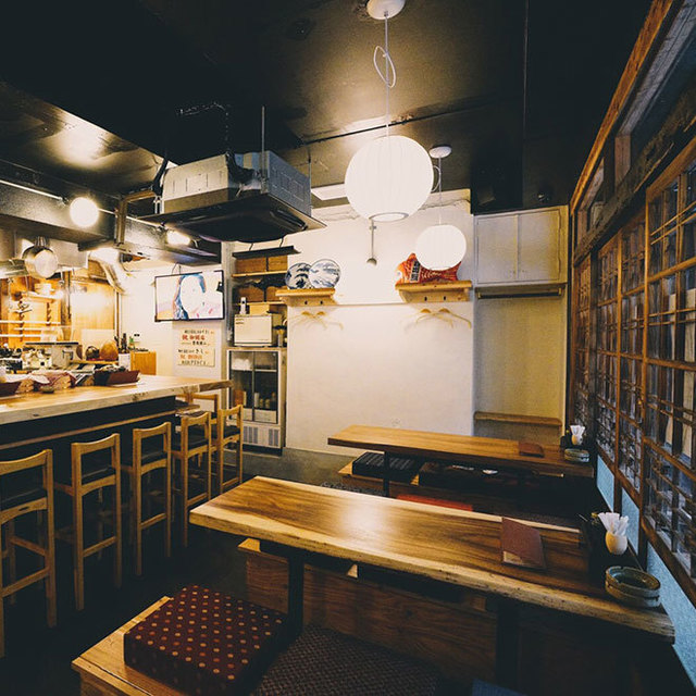 座席 鯛炊き蕎麦とおかず きし 長堀橋 居酒屋 食べログ