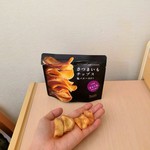 ファミリーマート - タリーズのお菓子は芋けんぴと同じ。親切な婦人に頂いた。