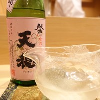 津の守坂 小柴 - (島根)特別純米酒 馨 佐香錦 ピンクラベル