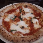 トラットリア ナティーボ - マルゲリータ