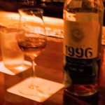 バー ル・サロン - キングスバリー ゴールド カリラ 1996