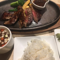 世界のワイン博物館 グランフロント大阪店  - 鉄板ステーキランチ (´∀｀)/