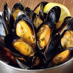 Steamed mussels in cider