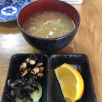 Sushi Katsu - あら汁 小鉢 フルーツ